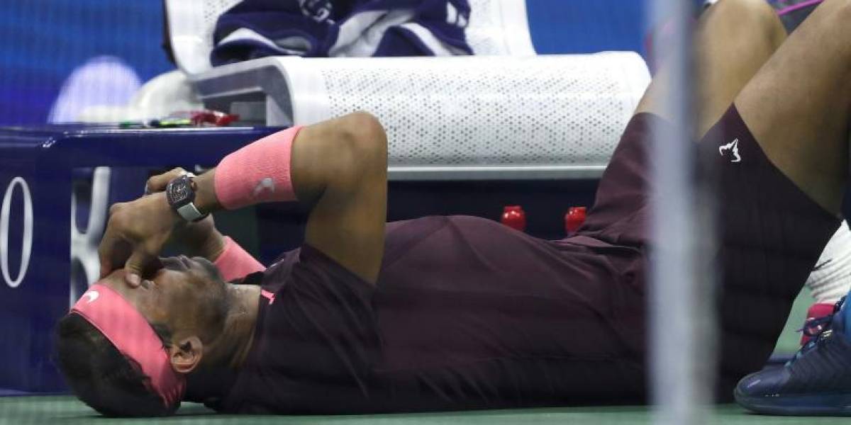 Nadal sangra tras sufrir un raquetazo en la nariz en US Open