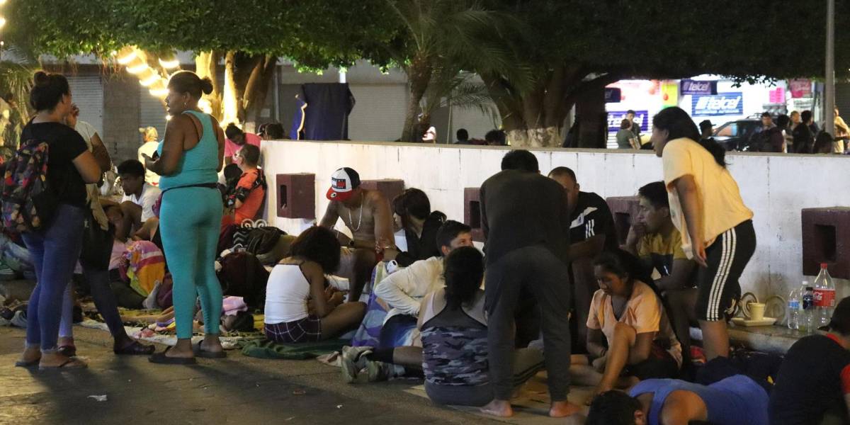 La dramática situación de los migrantes ecuatorianos varados en México: duermen en la calle y se les acaba la comida