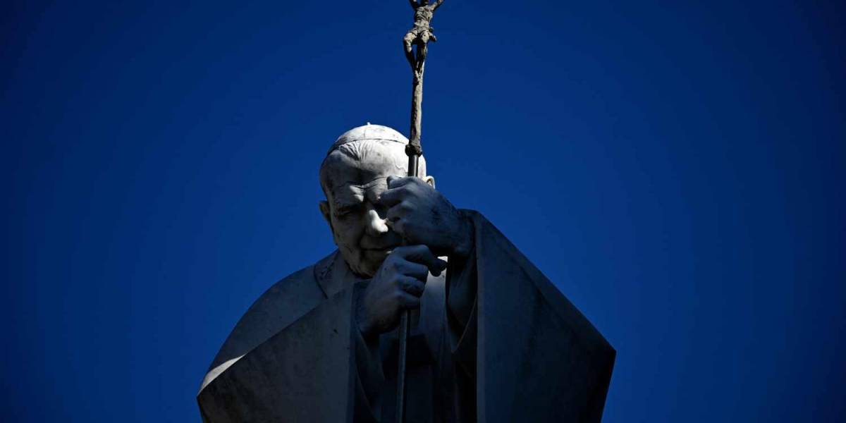 El Papa Francisco pasa breves momentos sin oxígeno, pero su estado de salud sigue estable