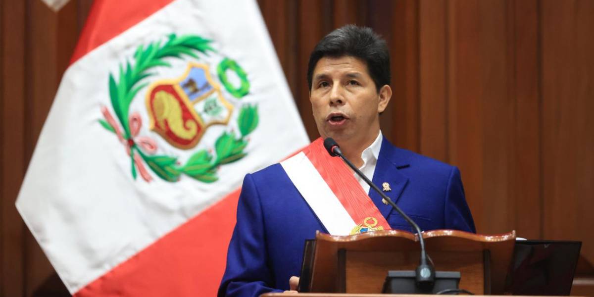 Presidente de Perú asegura que denunciará a programa de TV por supuesta difamación