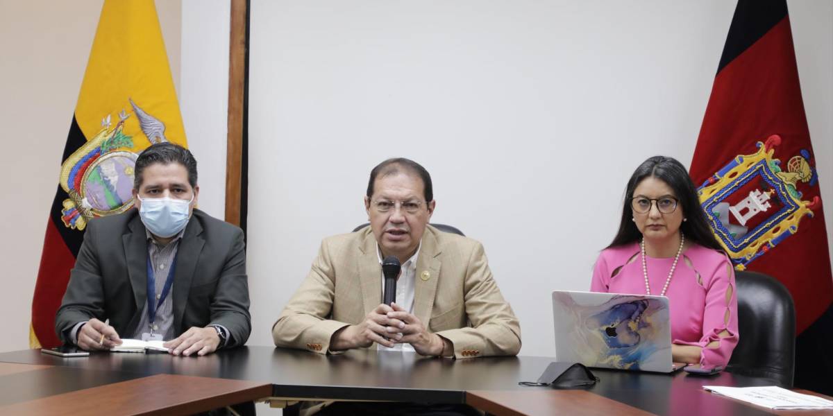 Taxistas y Municipio de Quito llegan a acuerdos y consensos