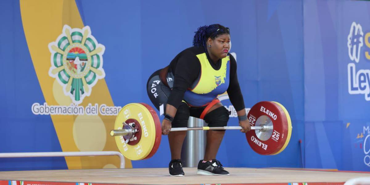 Lisseth Ayoví consiguió dos medallas de plata en Panamericanos de Pesas