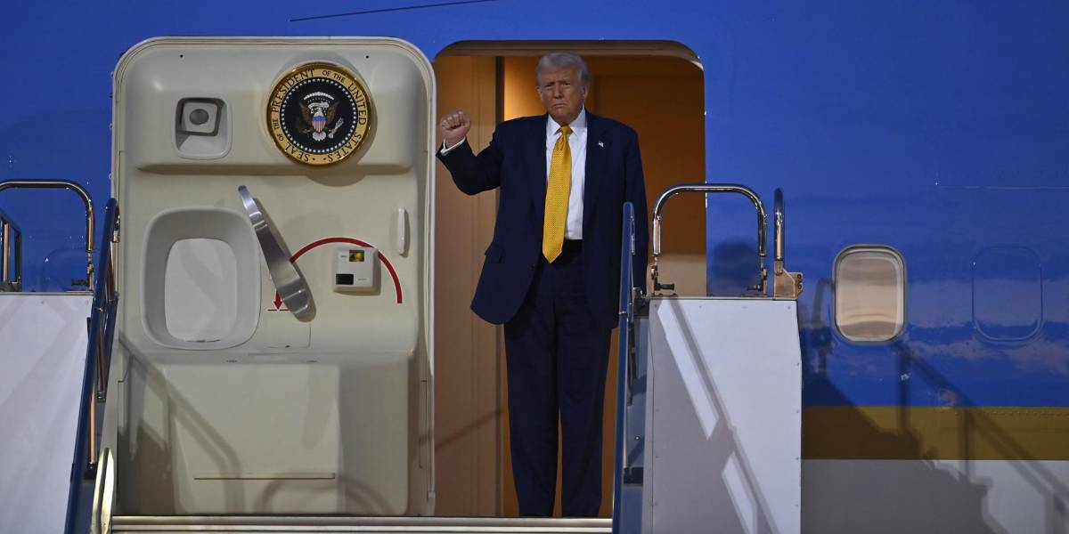 Trump felicita a Milei por su victoria aplastante en legislativas de Argentina