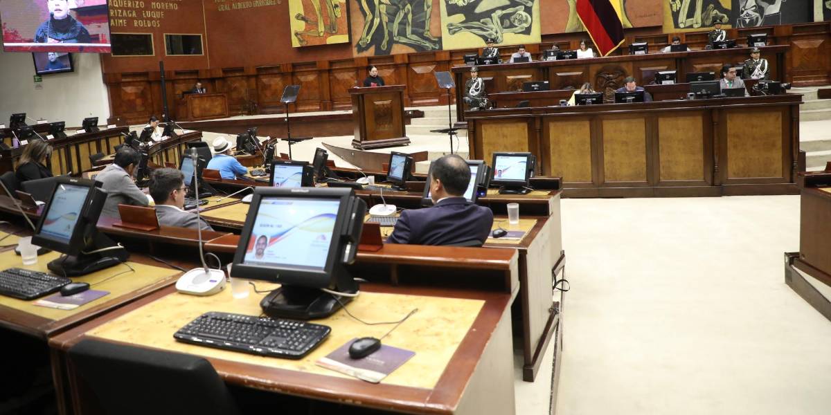 La Corte Constitucional da la razón a la Asamblea y la Ley de Combate al Lavado de Activos queda inhabilitada