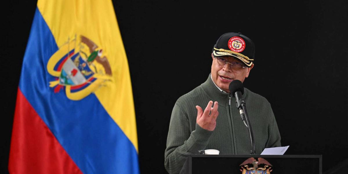 Colombia pide a EE. UU negociar los aranceles del 10 % impuestos por Donald Trump