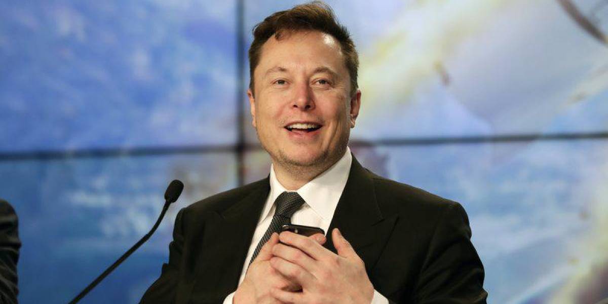 Elon Musk vende 4,4 millones de acciones de Tesla