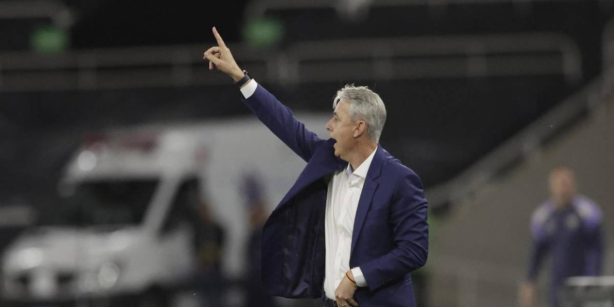 Tiago Nunes: Será un partido parejo en Quito, pero con el apoyo de nuestra hinchada sacaremos esto adelante