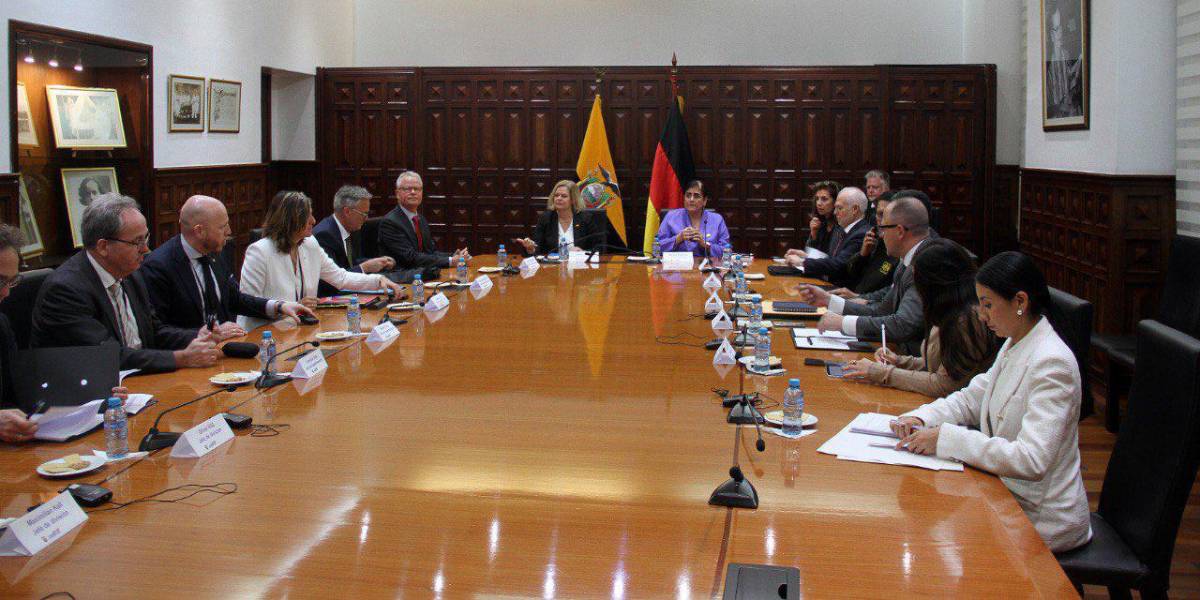 Alemania pondrá en Ecuador a un oficial para coordinar a policías contra el crimen organizado