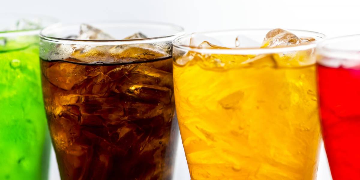La OMS pide a los países que aumenten los impuestos sobre el alcohol y las bebidas azucaradas