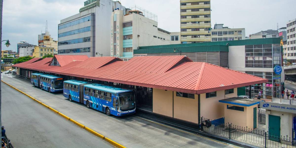 Metrobastión logró que se suspendiera la adjudicación de la Troncal 3 de la Metrovía a otro operador