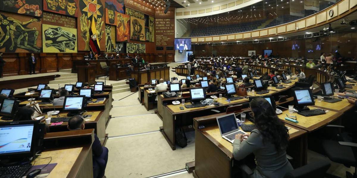 El PSC, Construye, Pachakutik y el correísmo no respaldan el incremento del IVA al 15%