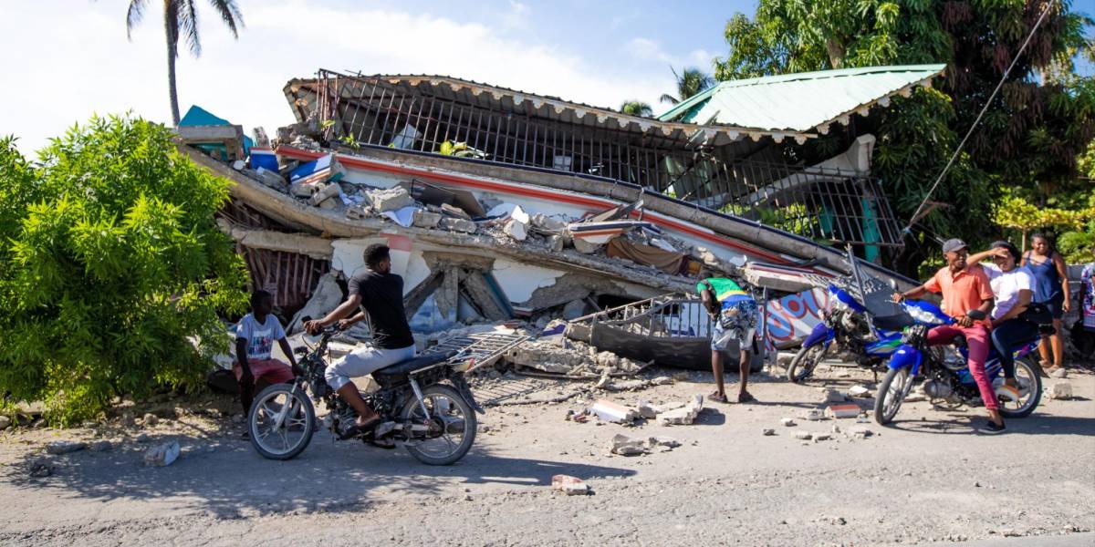 Aumenta a más de 700 el número de muertos en Haití a causa del terremoto