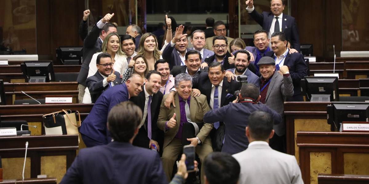 Los asambleístas empiezan su primer receso legislativo desde el 26 de marzo