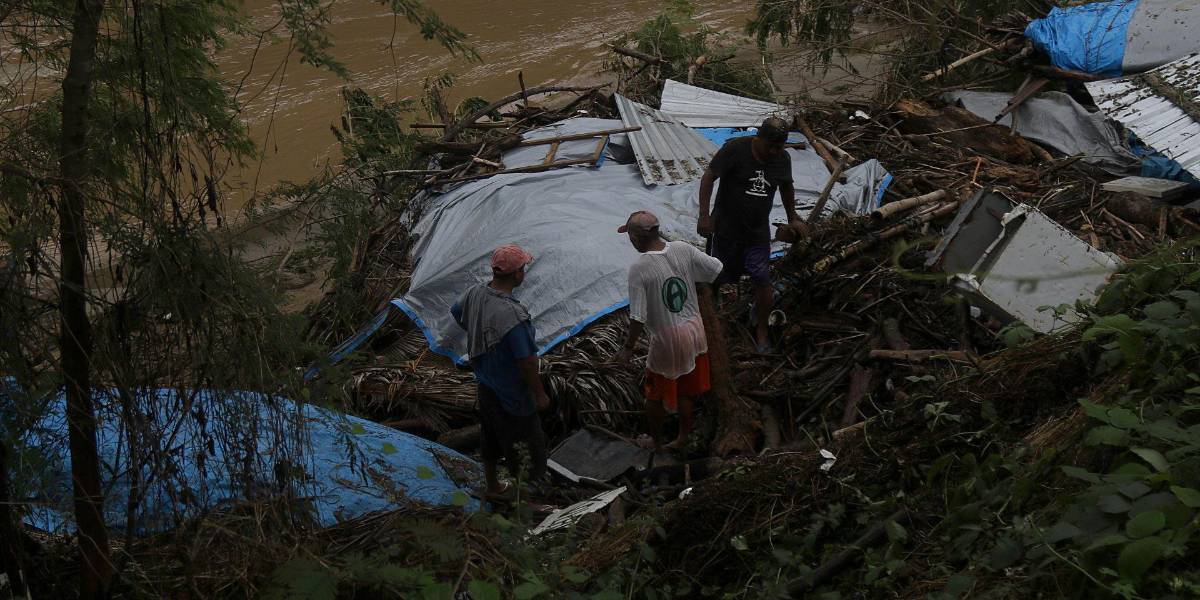 58 estructuras de alta tensión colapsaron en México tras el paso del huracán Otis