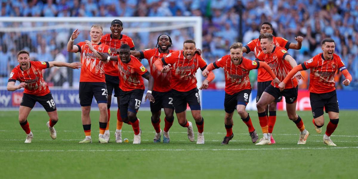 Los descendidos de la Premier League son los mismos que ascendieron para esta temporada