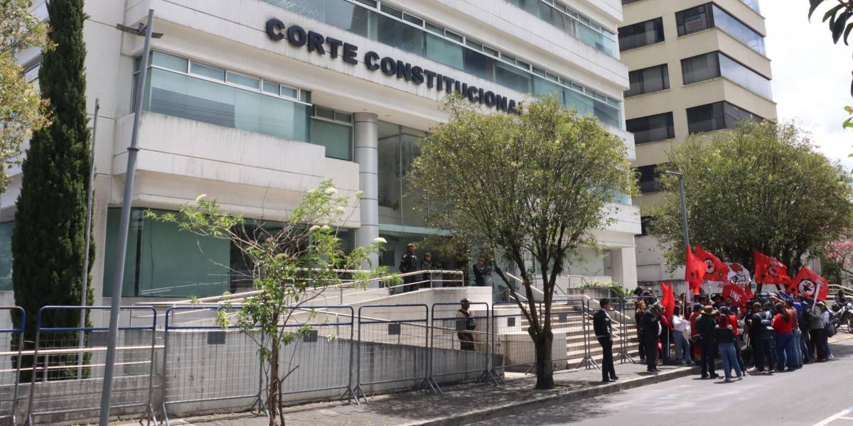Corte Constitucional pide a Noboa corregir decreto de Asamblea Constituyente