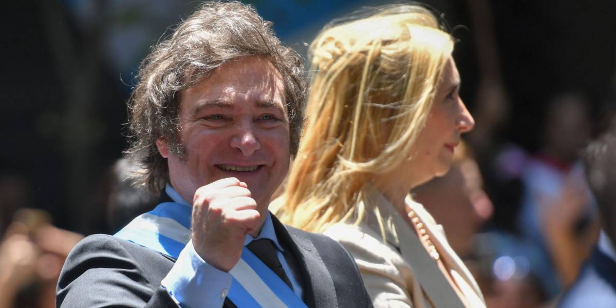 Javier Milei reduce de 18 a nueve los Ministerios en Argentina