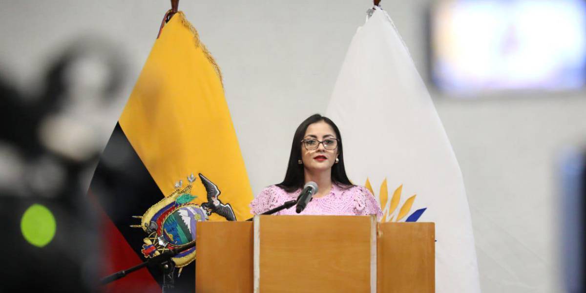 Viviana Veloz asegura que no tiene procesos judiciales en su contra