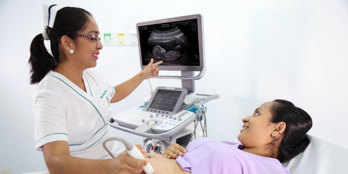 El IESS implementa plan de atención a pacientes durante los fines de semana