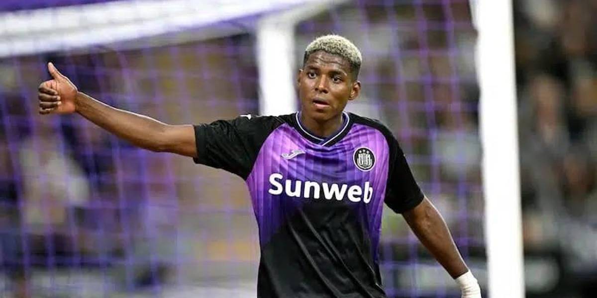 Nilson Angulo brilla con pase gol en empate del Anderlecht de Bélgica