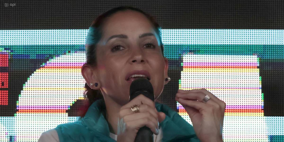 Luisa González insiste en que hubo anomalías en los resultados de las últimas elecciones