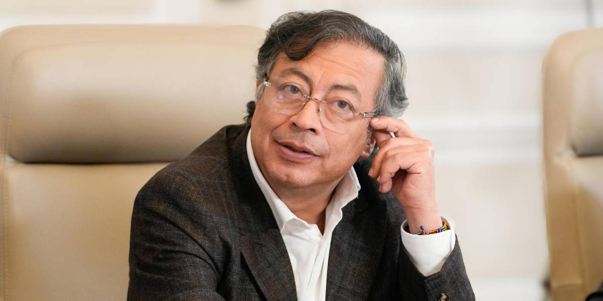 Petro tacha de asesinato el ataque de EE. UU. a lancha con tres presuntos narcos venezolanos