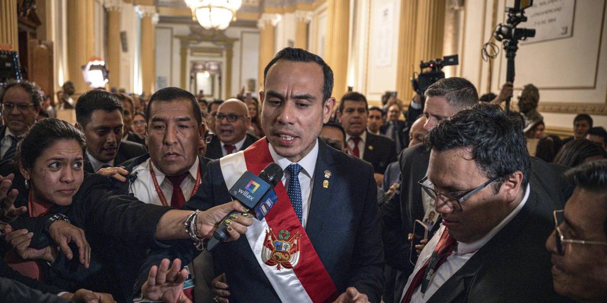 Antiguos tuits del nuevo presidente de Perú sobre sexo y mujeres se viralizan en redes