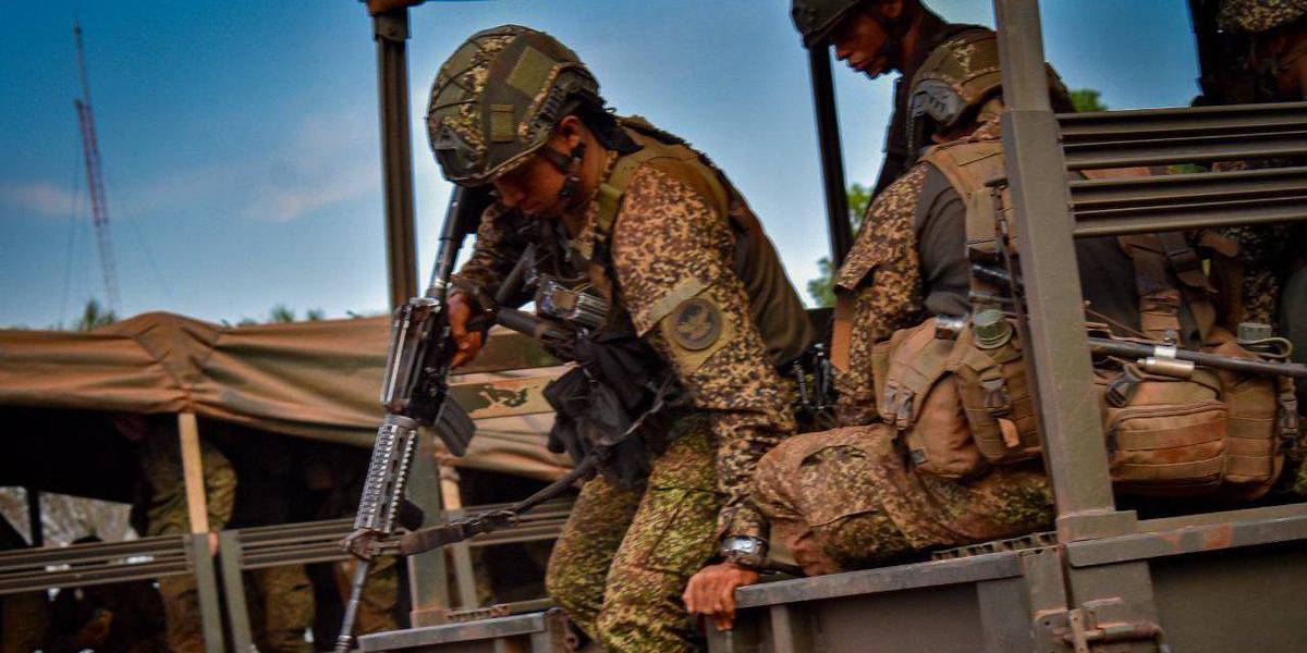 Disidentes de las FARC retienen a 29 militares y policías en Colombia