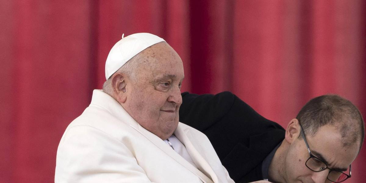 El Vaticano anuncia que el Papa no acudirá a los actos previstos para el próximo fin de semana
