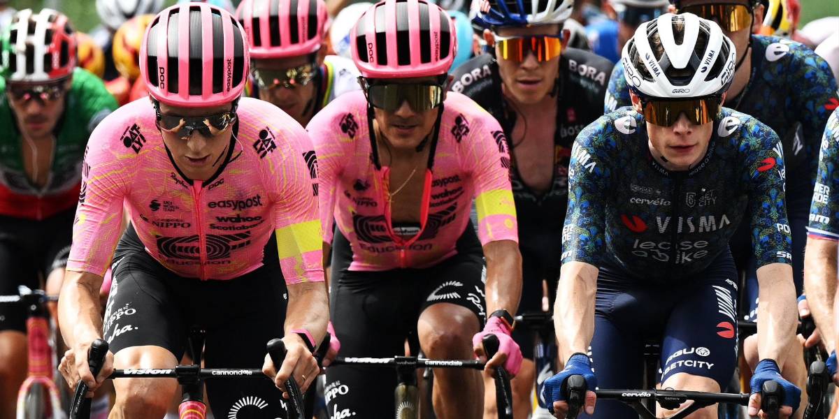 Richard Carapaz terminó en el puesto 22 y Bardet ganó la primera etapa del Tour de Francia