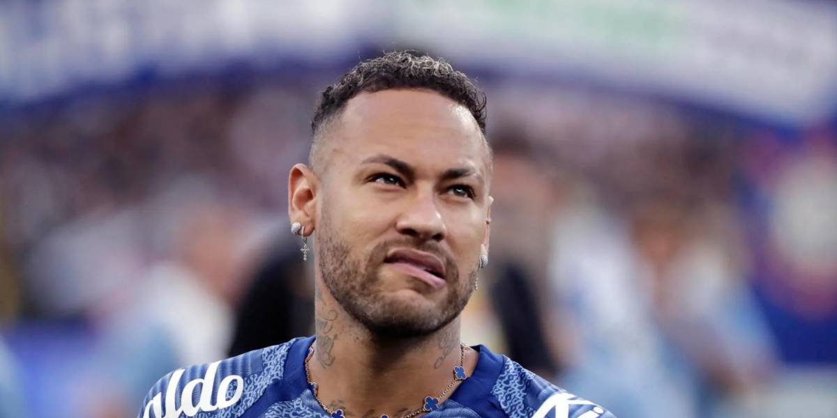 Neymar demandó a periodista brasileño que lo acusó de ser adicto
