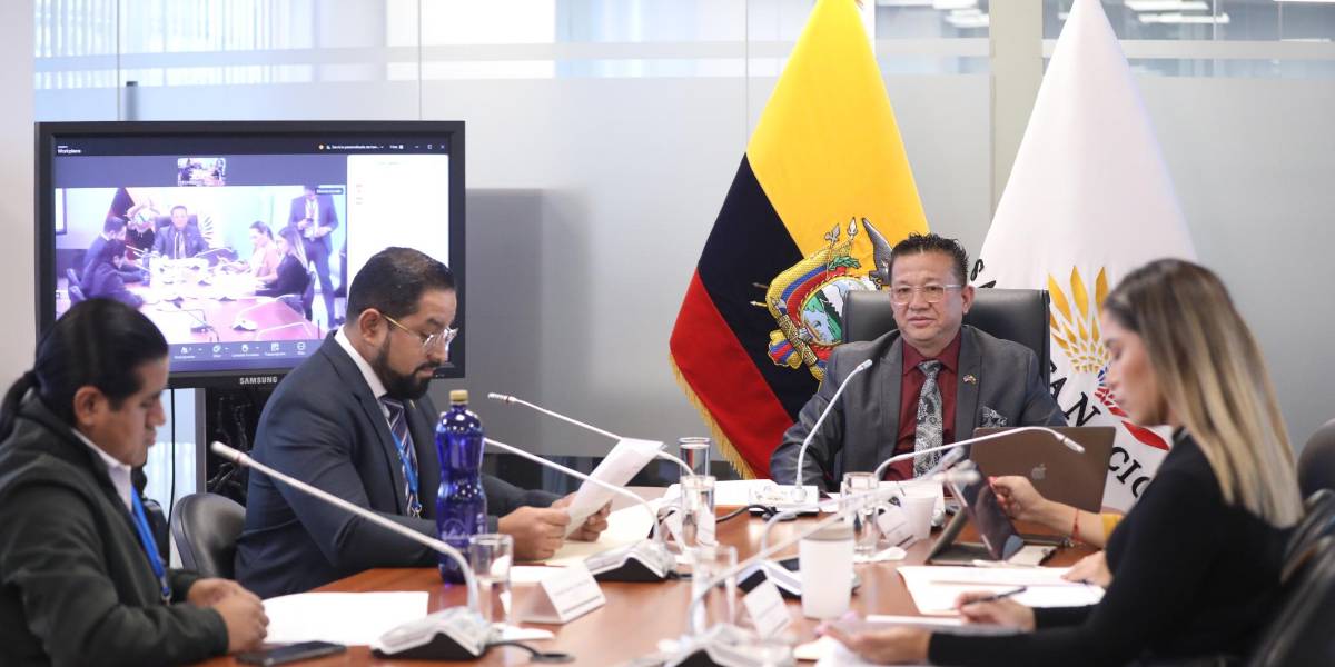 Asamblea: el Comité de Ética inició el trámite de la denuncia en contra la legisladora Nuria Butiñá