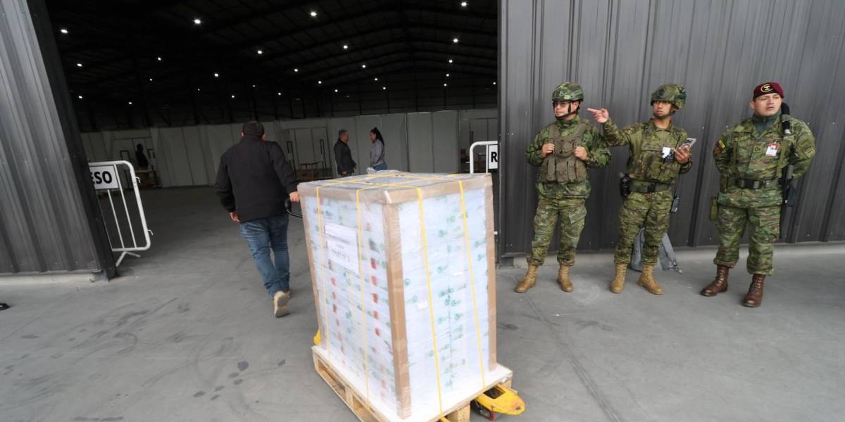 471 152 papeletas fueron trasladas a empresa para integración de paquetes electorales