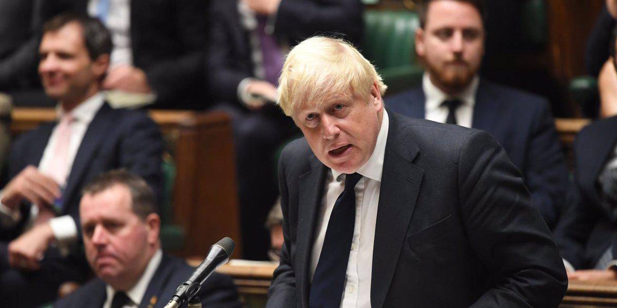 Las autoridades sanitarias de Reino Unido piden a los diputados usar mascarilla en el Parlamento