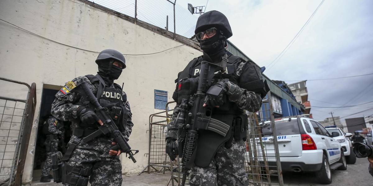 Cárcel de El Inca: cuatro abogados fueron retenidos en amotinamiento que fue controlado por el SNAI y la Policía