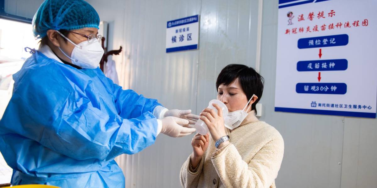 China con hospitales desbordados tras ola de casos por Covid