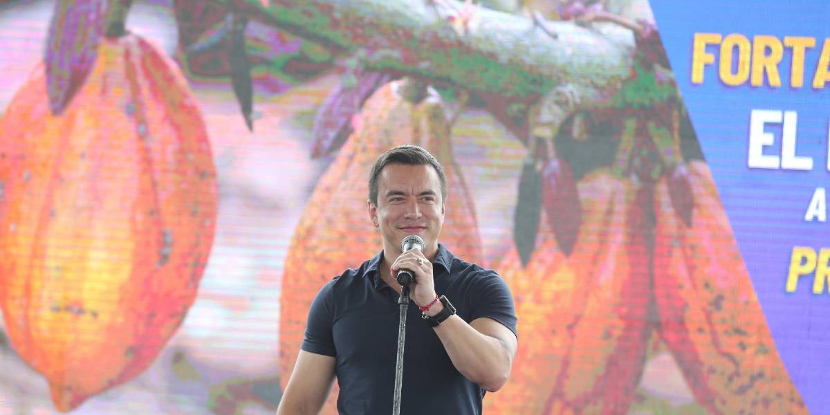 Daniel Noboa pone fecha límite para que consorcio pague una prima y opere el campo Sacha