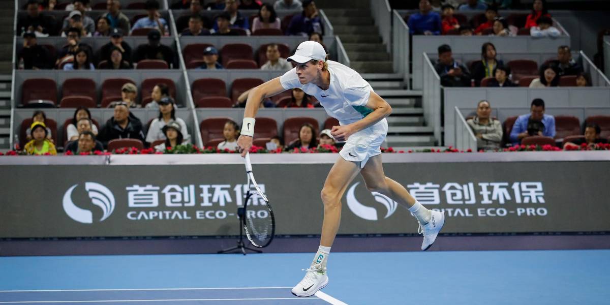 Jannik Sinner eliminó a Carlos Alcaraz y jugará la final del Abierto de China