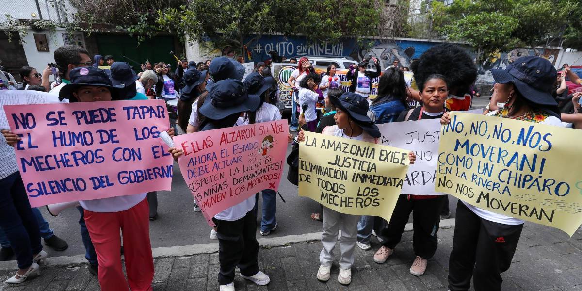 Afectados por la contaminación por mecheros en la Amazonía demandan al Gobierno