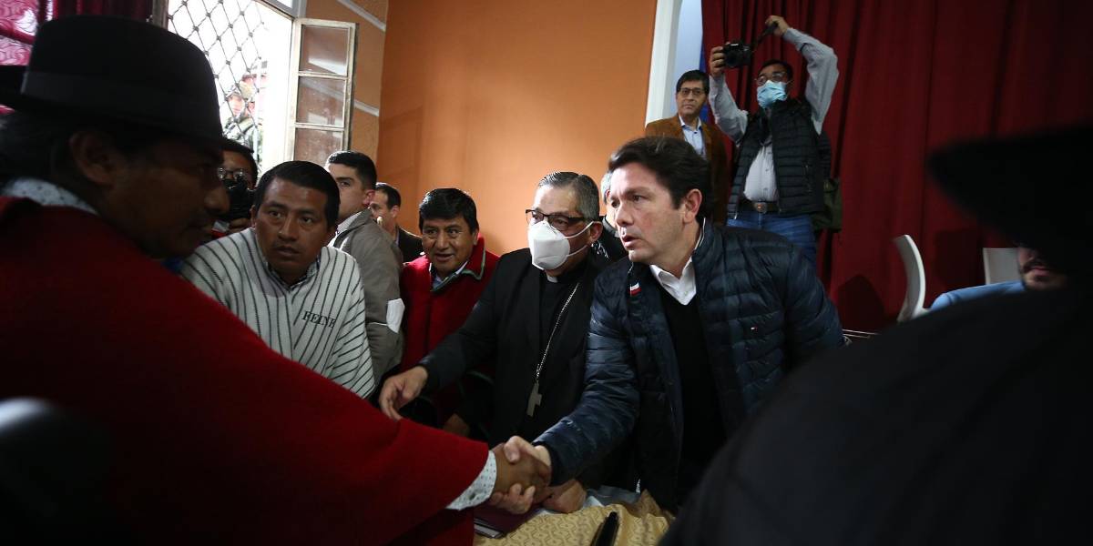 Gobierno y Conaie avanzan en diálogos con posibles acuerdos en temas relacionados a la banca