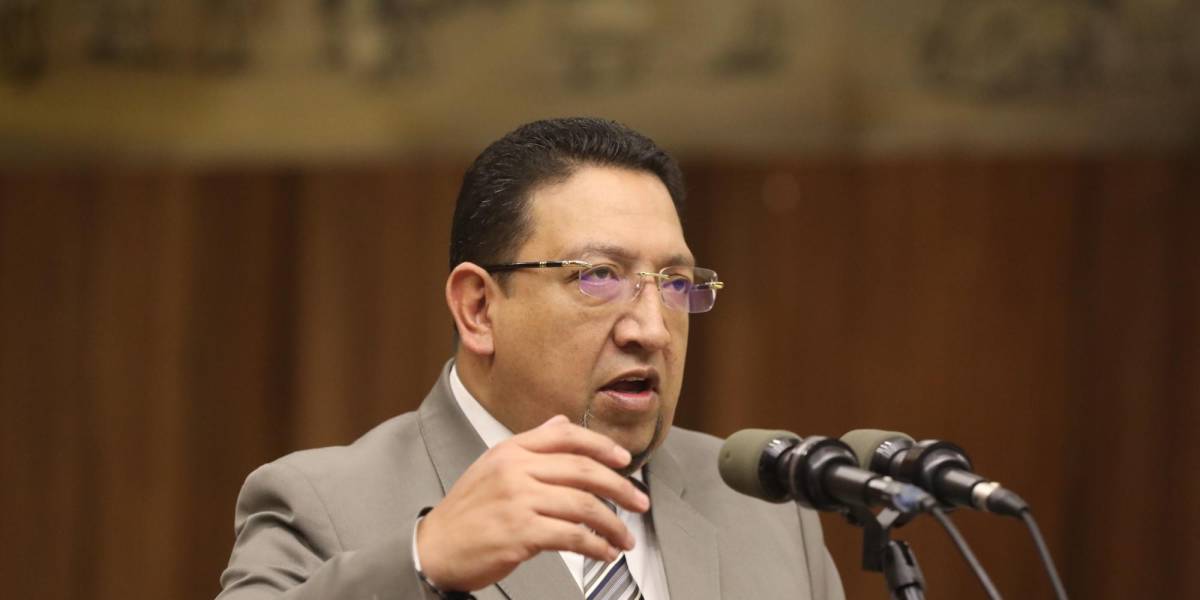 Virgilio Saquicela: Si Jiménez tiene problemas en la gobernanza, no busque un chivo expiatorio en la Asamblea