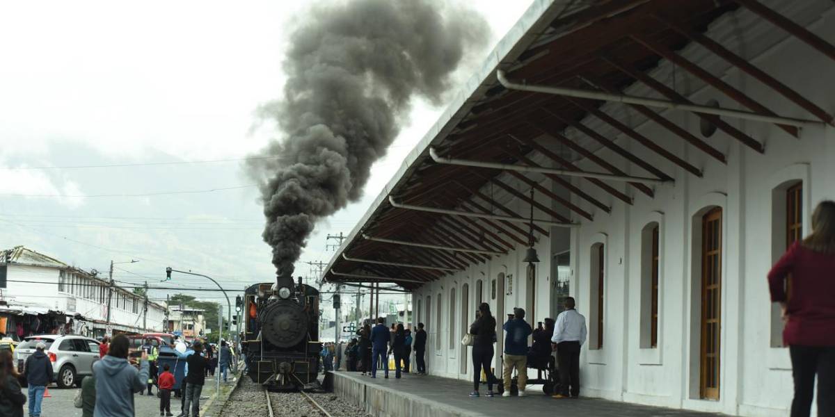 En Ecuador, el 5,7 % de la línea férrea está habilitado