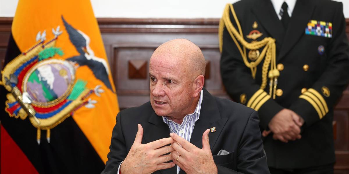 Alfredo Borrero encomienda reformas a la OMS para futuras pandemias