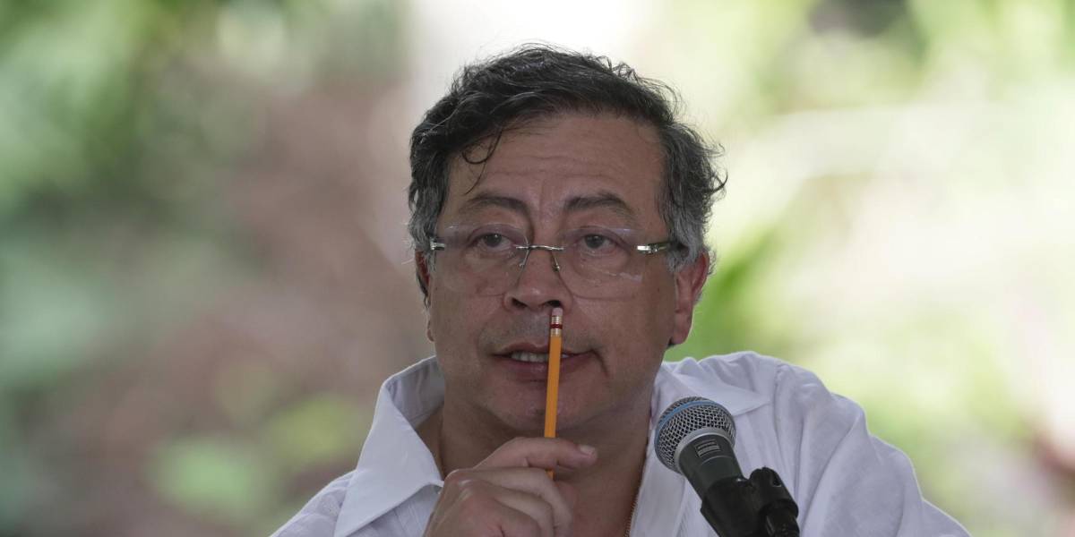 Petro afirma que una operación de EE.UU. contra Venezuela sería como otra Siria