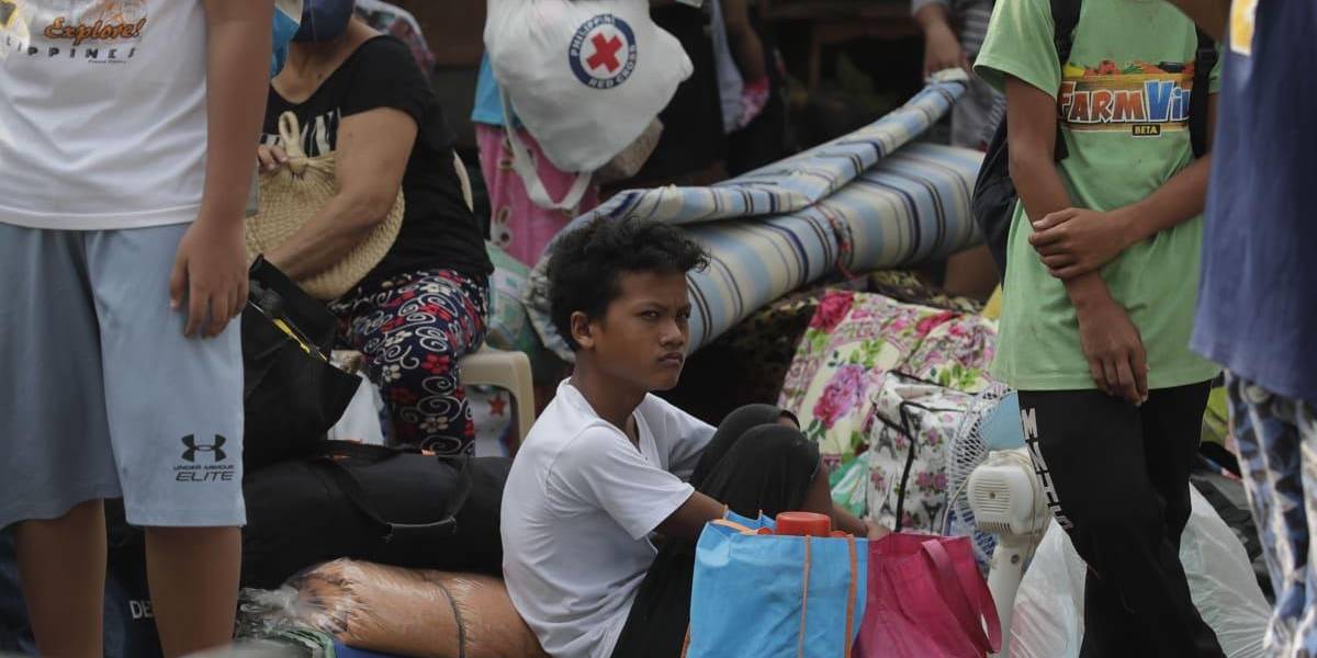 Filipinas: 10.000 personas desplazadas por el riesgo de erupción del volcán Mayón