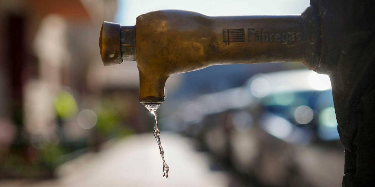 Seis millones de personas se adaptan al primer día de emergencia por sequía en Cataluña