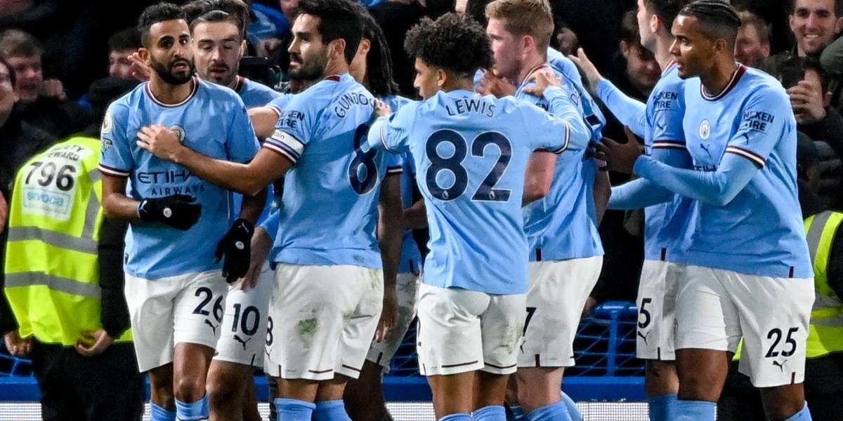 Manchester City se acerca al Arsenal tras triunfo a domicilio sobre Chelsea