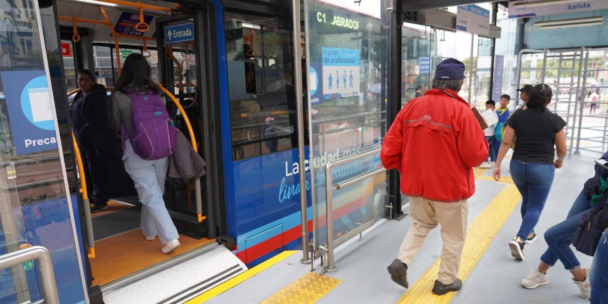 Quito | Trolebús y Ecovía suspenden cuatro circuitos durante las vacaciones escolares