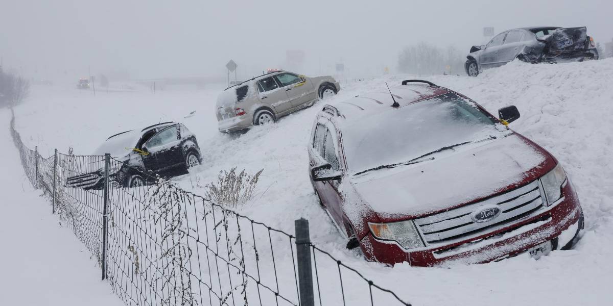Cerca de 1.800 vuelos cancelados por temporal en EE.UU. a horas de la Nochebuena