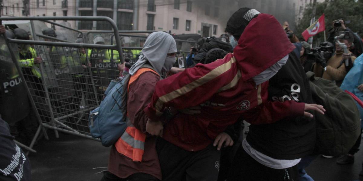 El Gobierno investiga si exfuncionarios del correísmo estuvieron detrás de los disturbios del 21 de noviembre